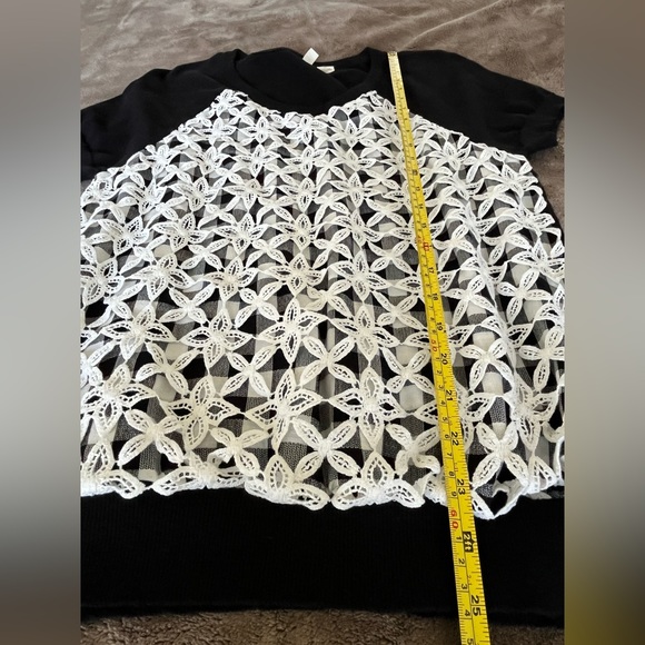 Moth White Geometric Print All Day Wear T-Shirt size M - Picture 12 of 12